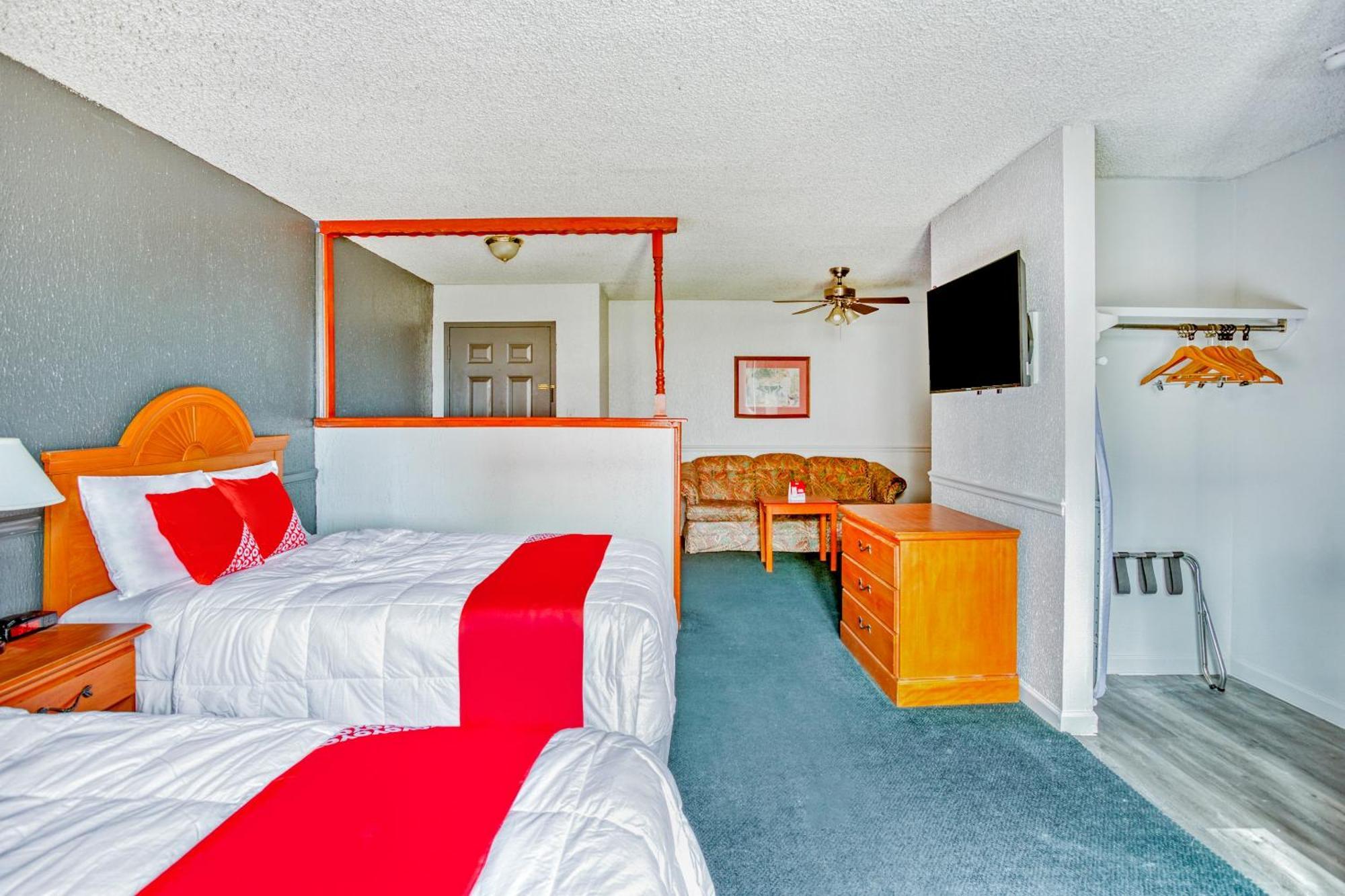 Готель Oyo Townhouse Tulsa Woodland Hills Екстер'єр фото