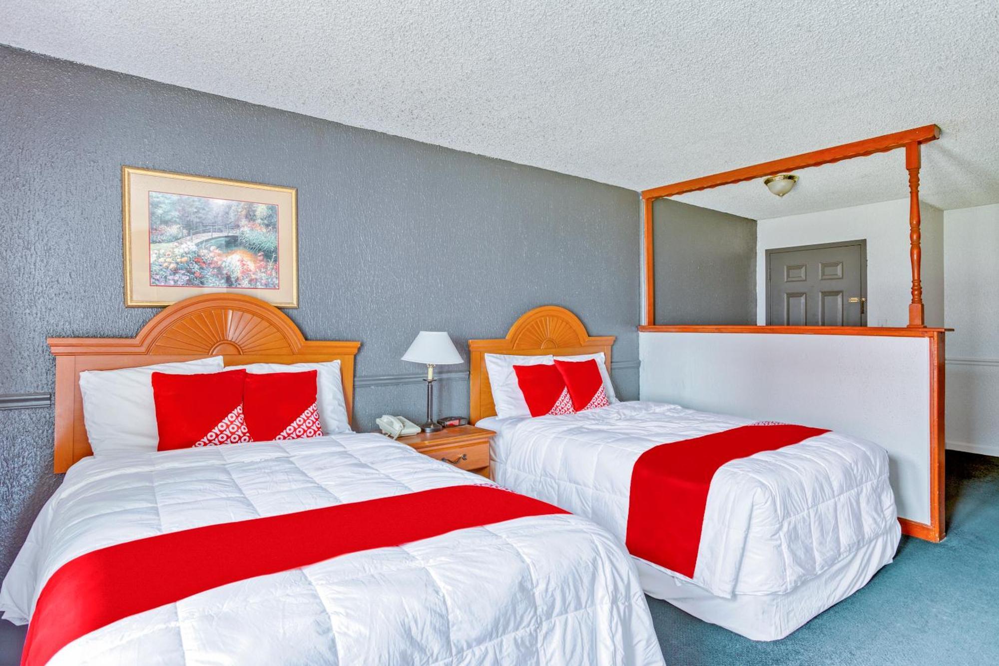 Готель Oyo Townhouse Tulsa Woodland Hills Екстер'єр фото