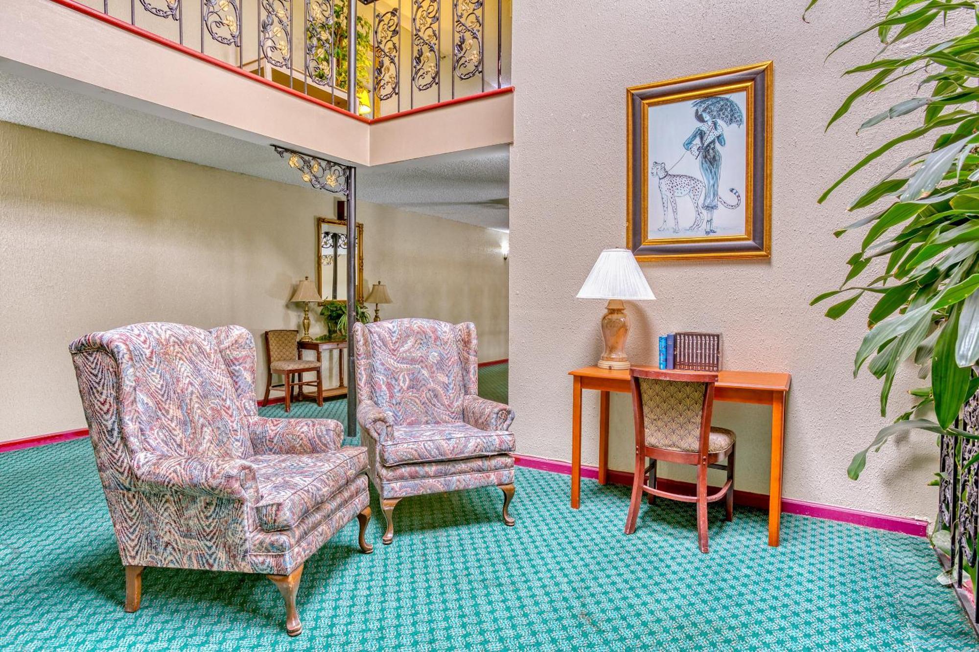 Готель Oyo Townhouse Tulsa Woodland Hills Екстер'єр фото