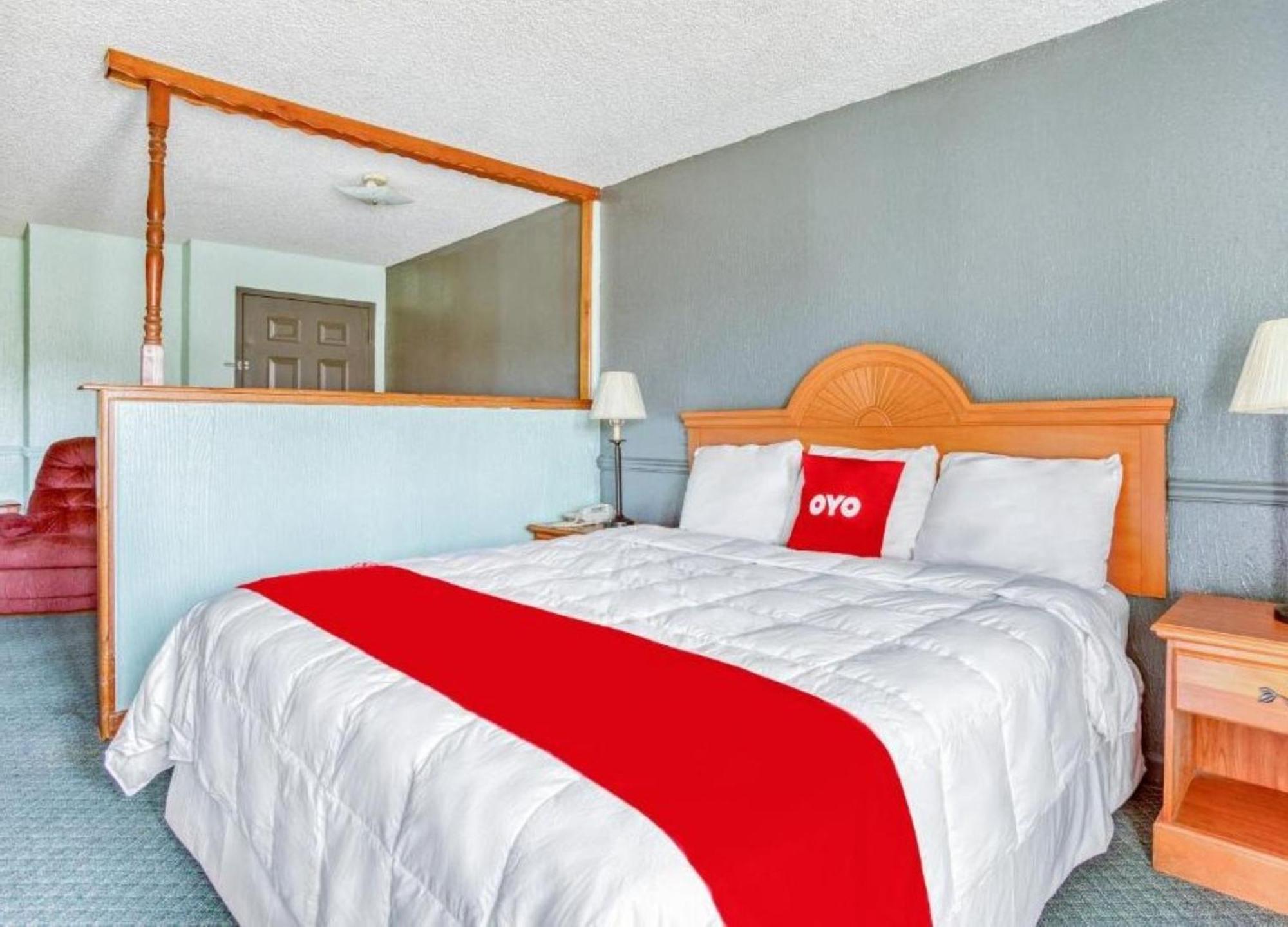 Готель Oyo Townhouse Tulsa Woodland Hills Екстер'єр фото